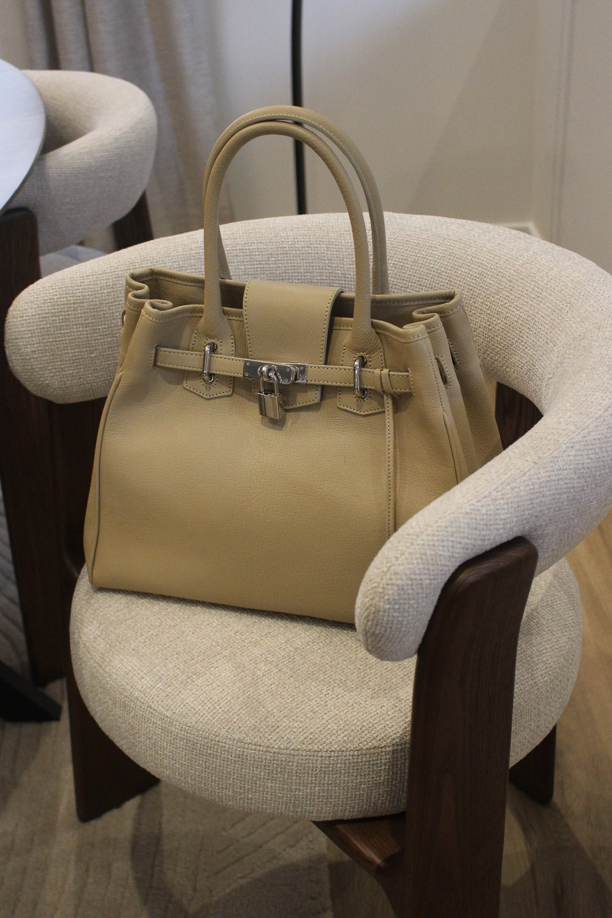Sac Vendôme cuir chèvre pleine fleur tan collection Chèvre Piedra Berthille