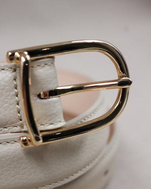 Boucle champagne dorée ceinture bombée cuir pleine fleur sans passant