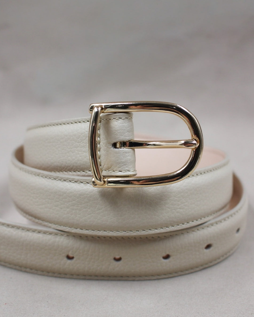 Ceinture bombée cuir vachette blanc boucle champagne dorée Berthille