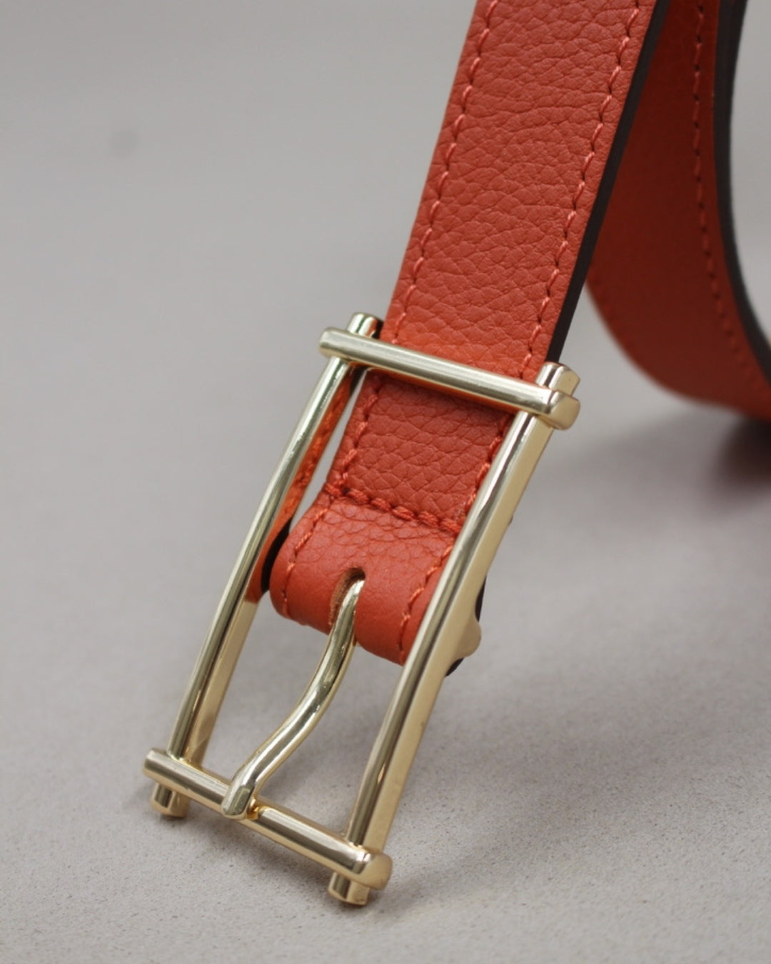 Ceinture cadre cuir grainé butano boucle dorée Berthille