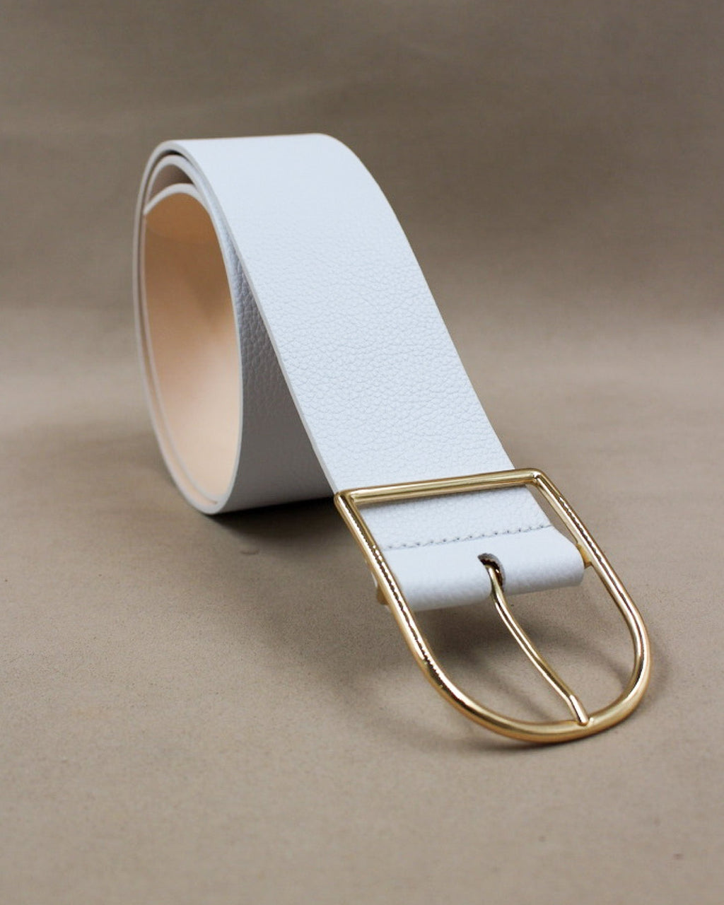 Ceinture demi-lune cuir blanc boucle dorée maroquinerie