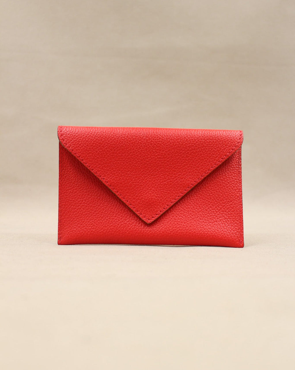Pochette Lutecia en cuir pleine fleur, coloris Coquelicot, maroquinerie française Berthille