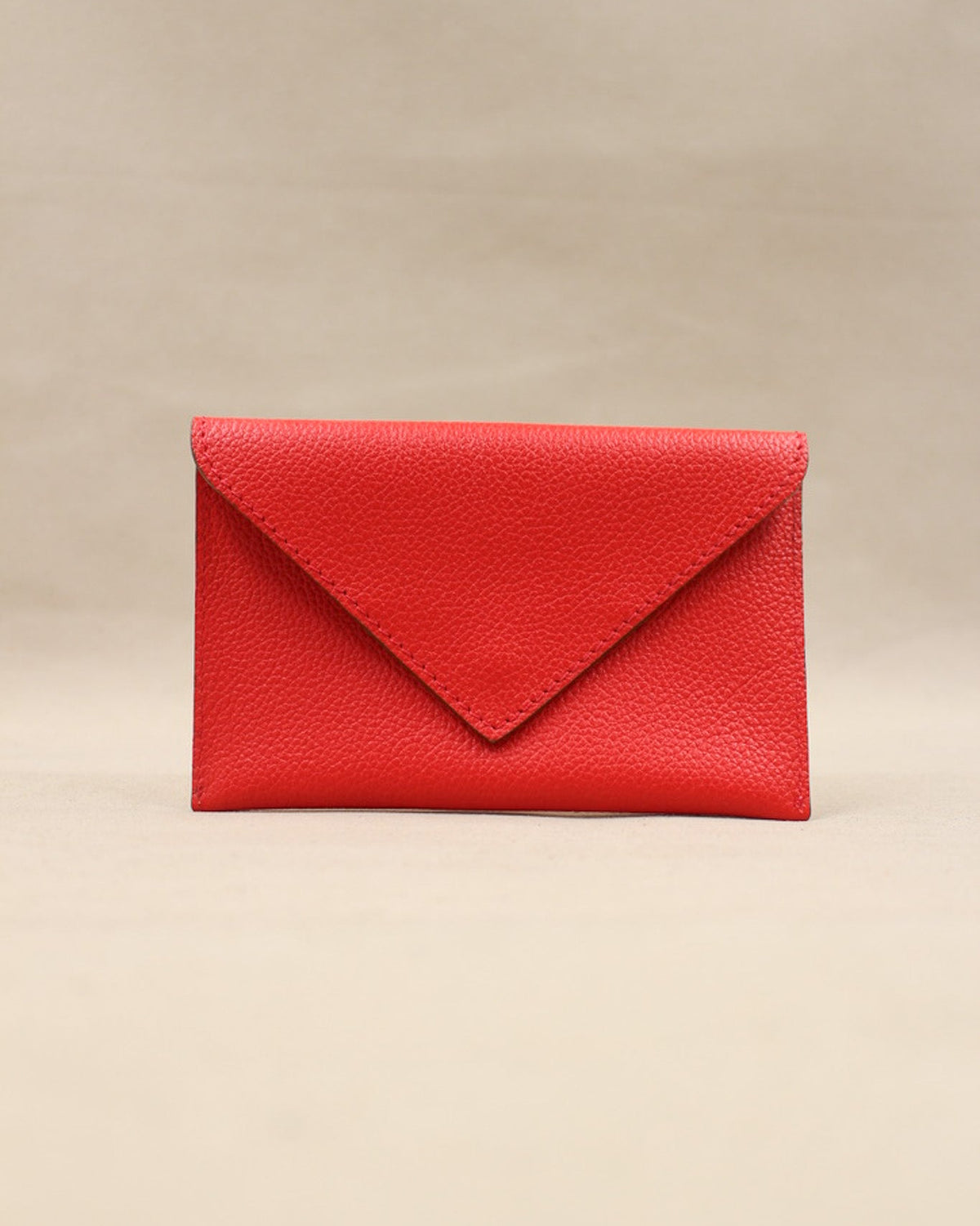 Pochette Lutecia en cuir pleine fleur, coloris Coquelicot, maroquinerie française Berthille