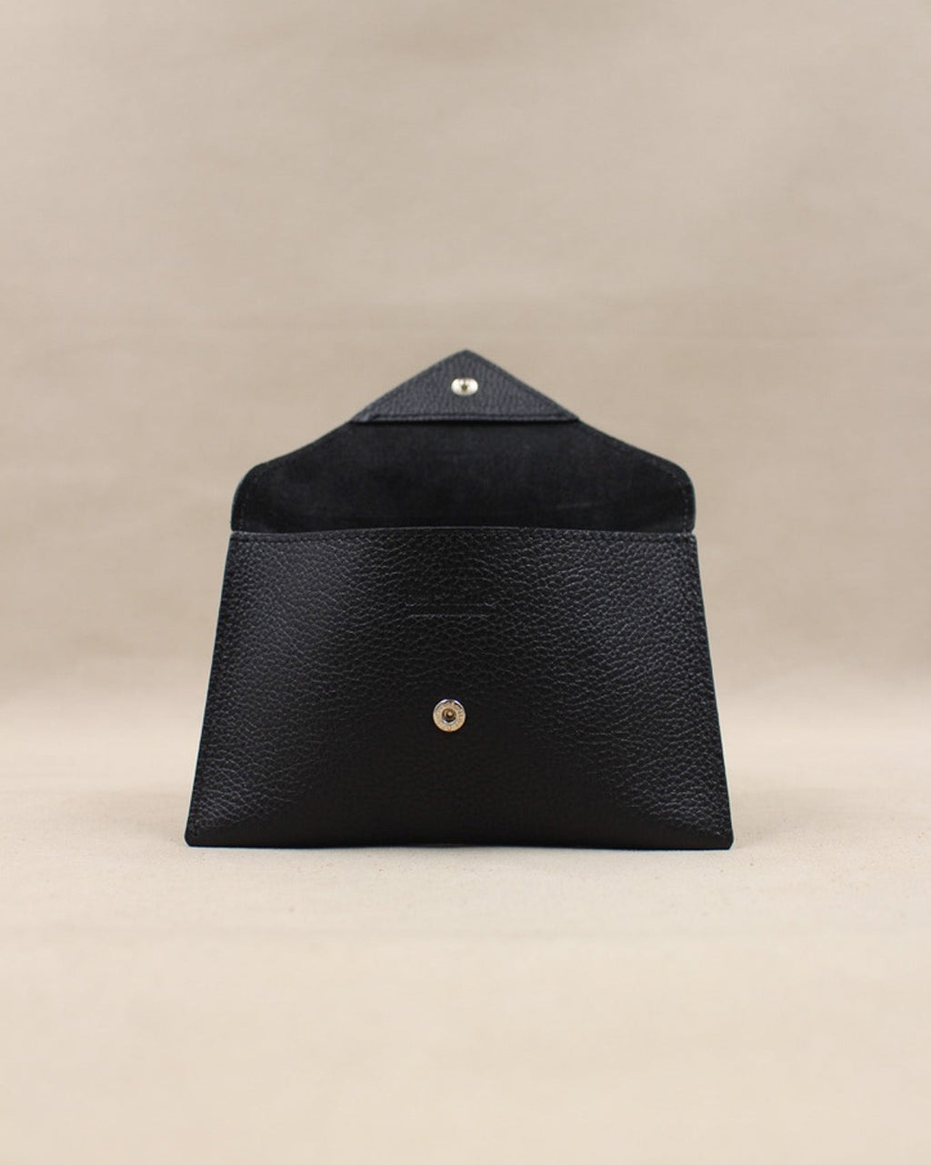Pochette Lutecia entrouverte en cuir pleine fleur Noir, fermeture pression, maison Berthille